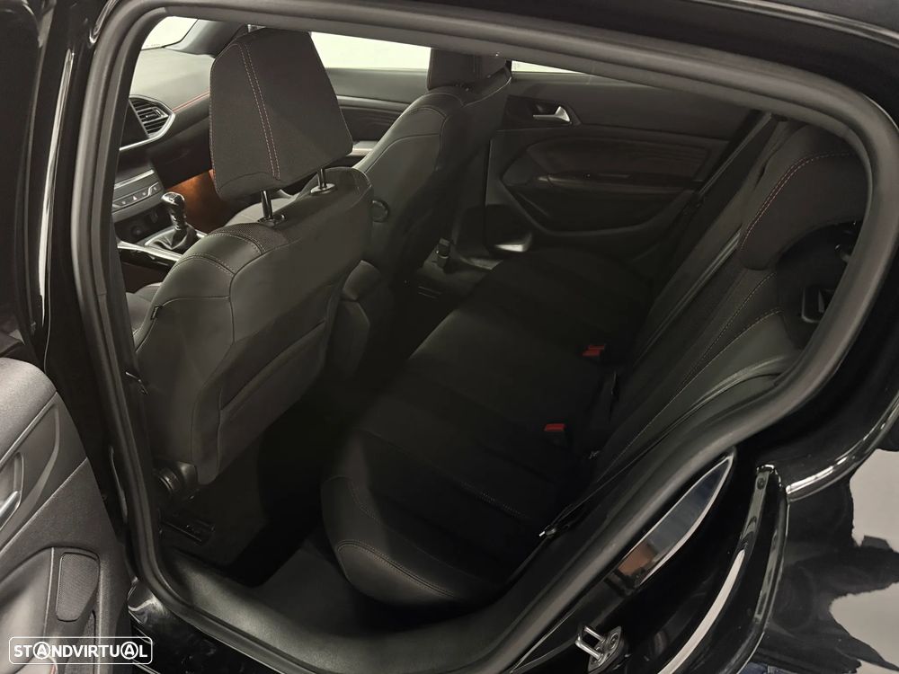 Peugeot 308 PureTech 130 GPF Stop & Start GT - 22