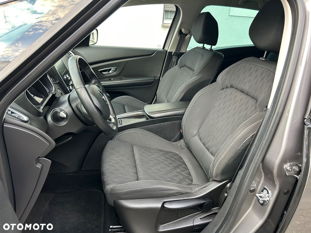 Renault Scenic - 6
