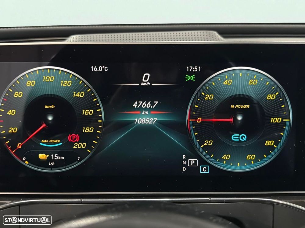 Mercedes-Benz EQC - 9