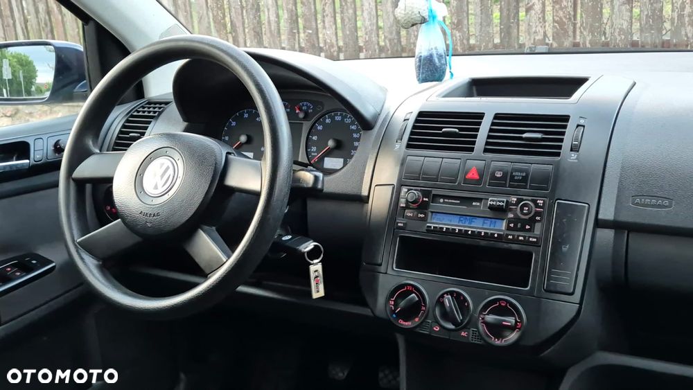 Volkswagen Polo - 5