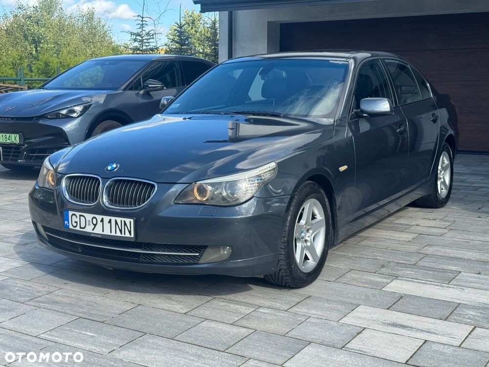 BMW Seria 5 525d - 13