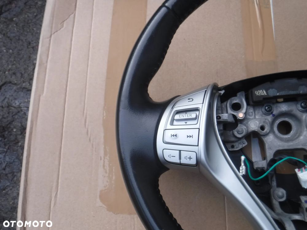Nissan X Trail X-Trail T32 Qashqai  2014< kierownica skorzana Idealna - 3