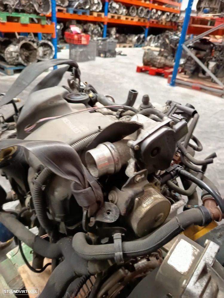 Motor Dacia Sandero 1.5 DCI 2015 Ref: K9K 892 - 10