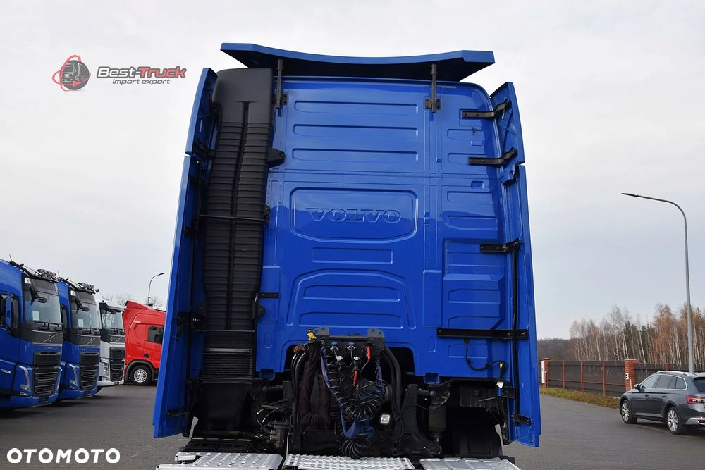 Volvo FH 460 XL  / FULL LED / ZBIORNIKI 1220 L /  PO ZŁOTYM KONTRAKCIE  / STANDARD - 20