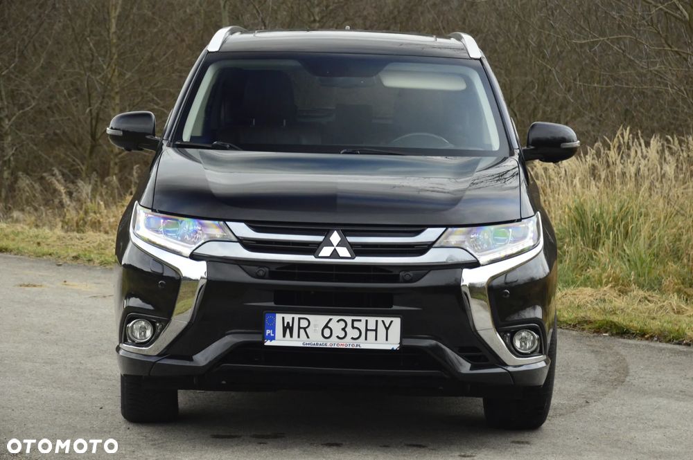 Mitsubishi Outlander 2.0 4WD Top - 12