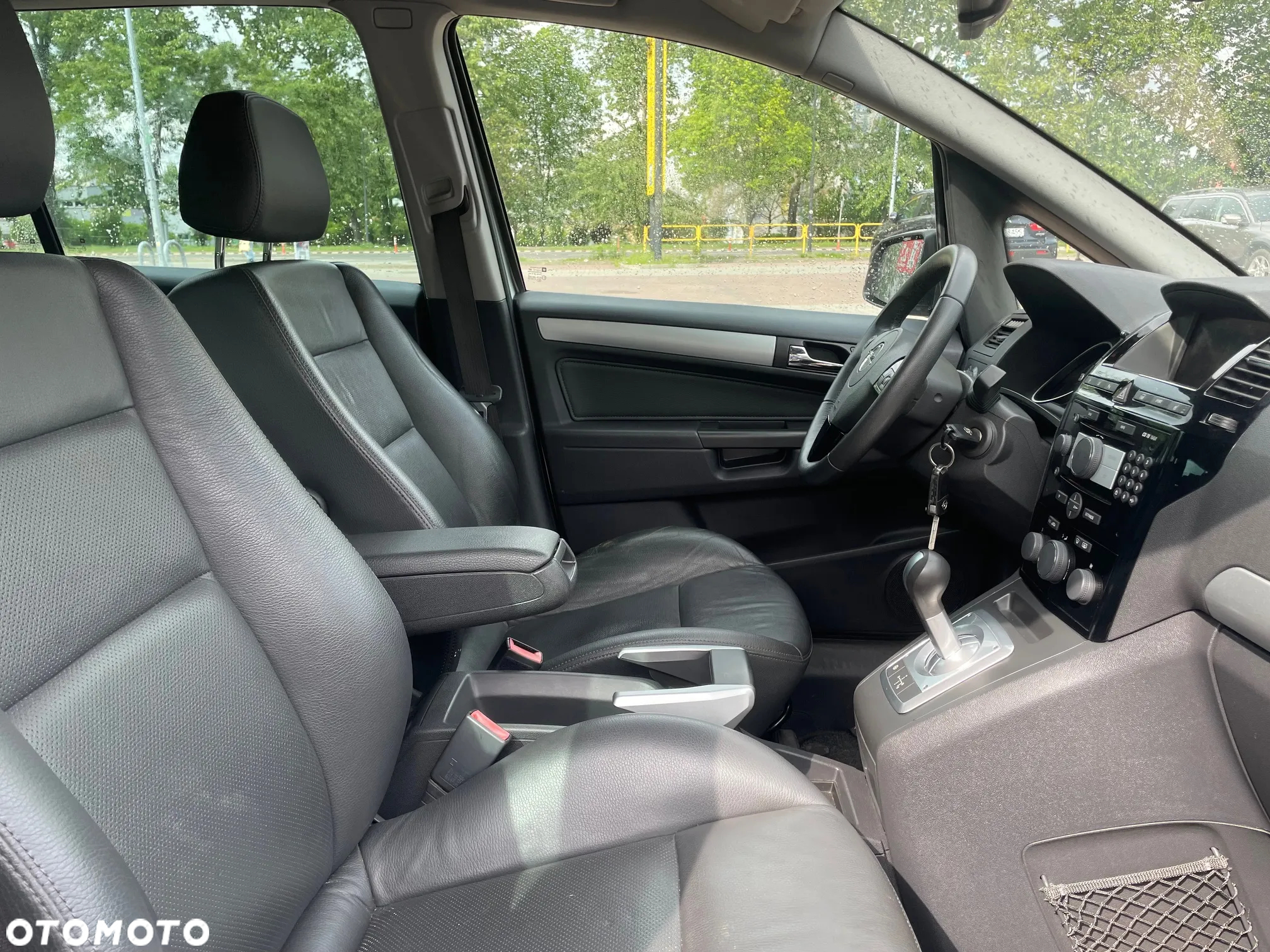 Opel Zafira 1.8 Cosmo EasyTronic - 10
