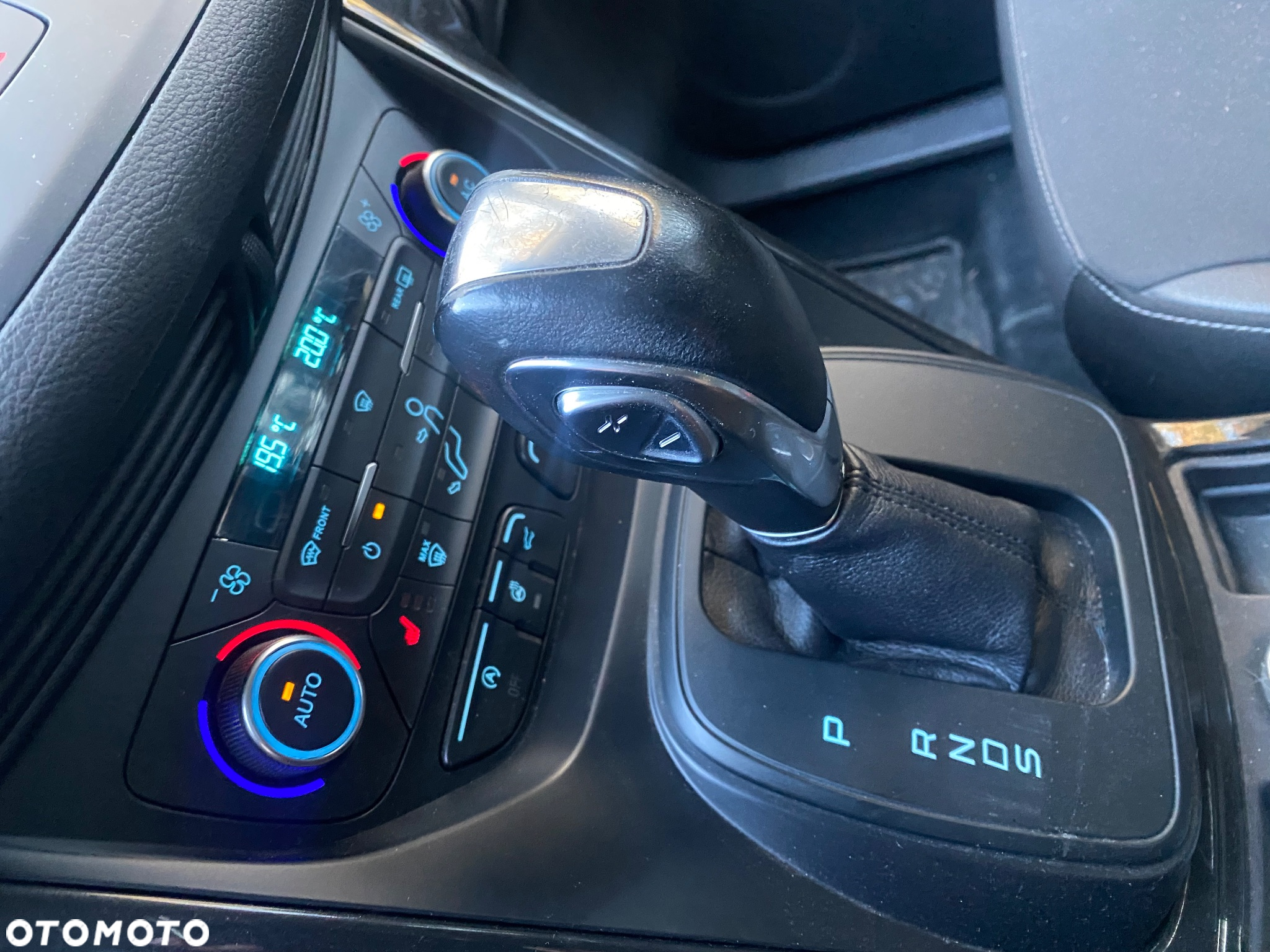 Ford Kuga 1.5 EcoBoost FWD Titanium ASS GPF - 29