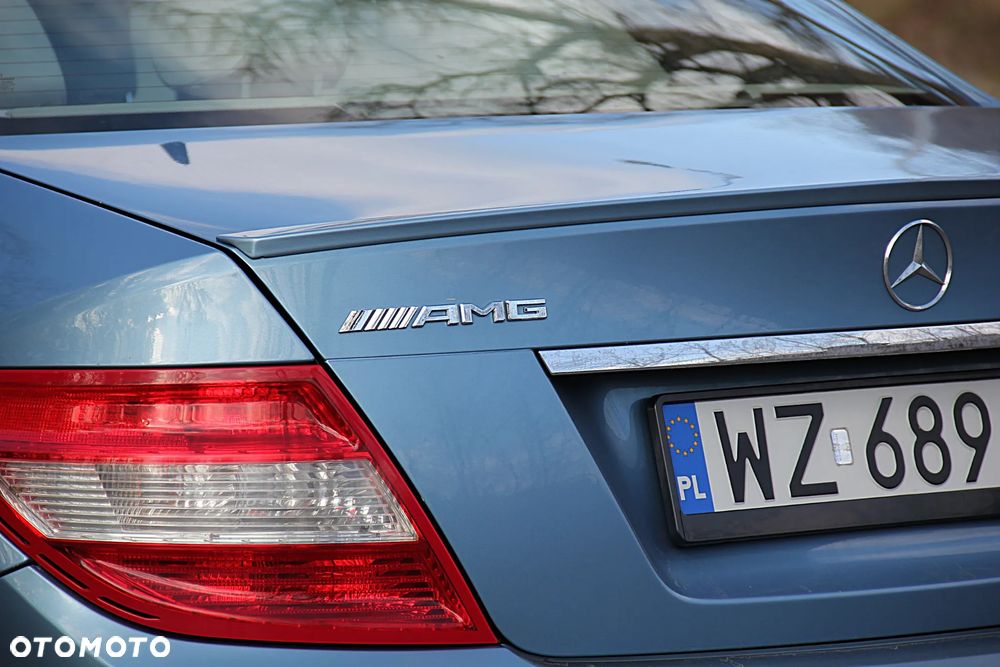 Mercedes-Benz Klasa C 300 7G-TRONIC SPORT EDITION - 21