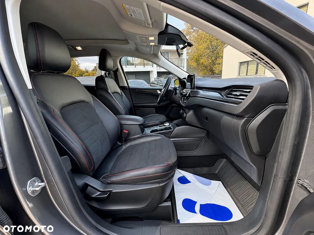 Ford Escape 2.0 EcoBoost AWD Titanium - 25