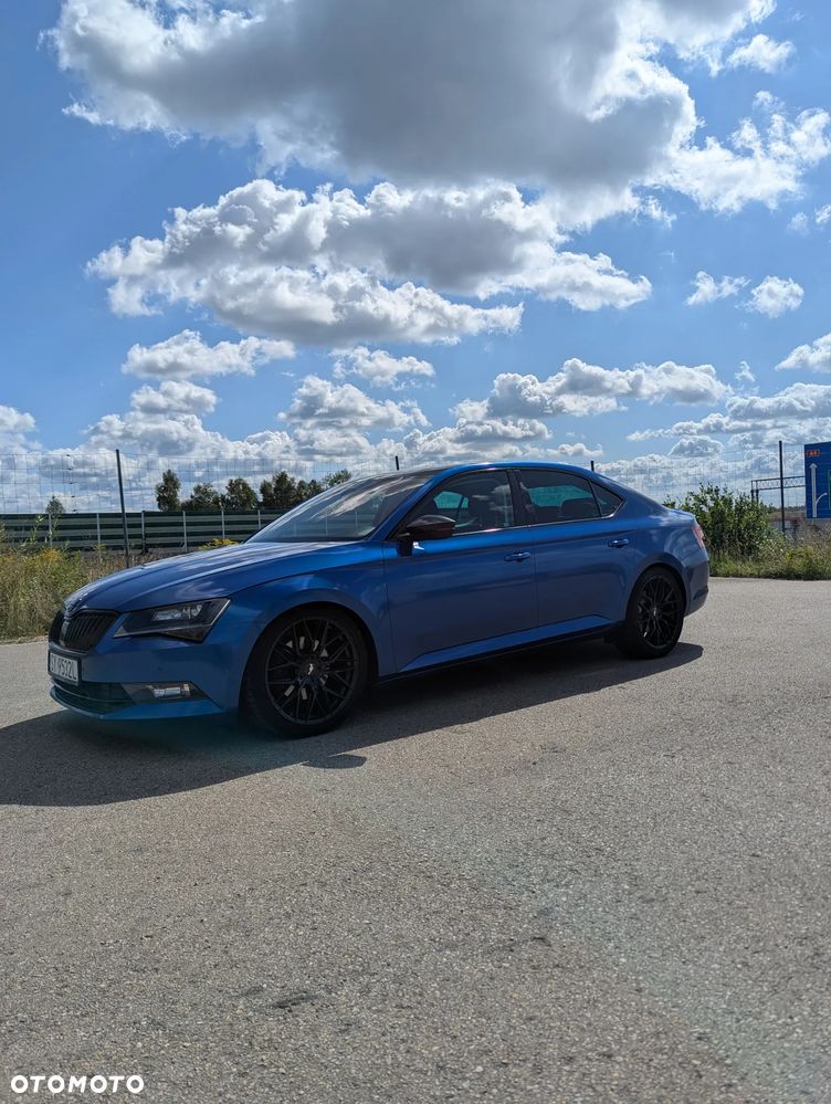 Skoda Superb 2.0 TDI Style DSG - 9