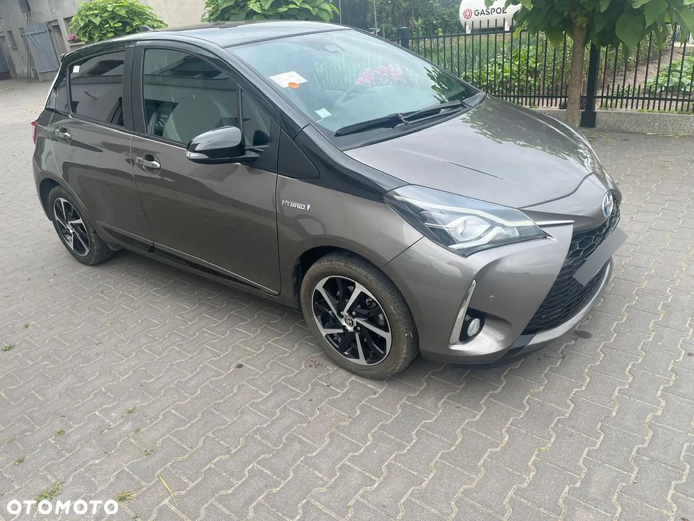 Toyota Yaris Hybrid 1.5 Selection Style - 1
