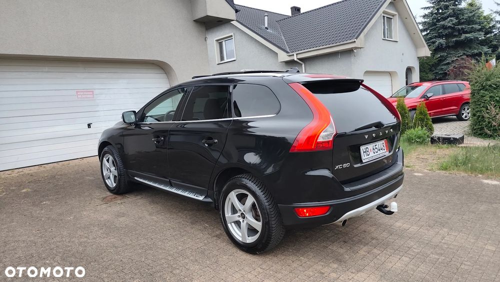 Volvo XC 60 T6 AWD RDesign - 4