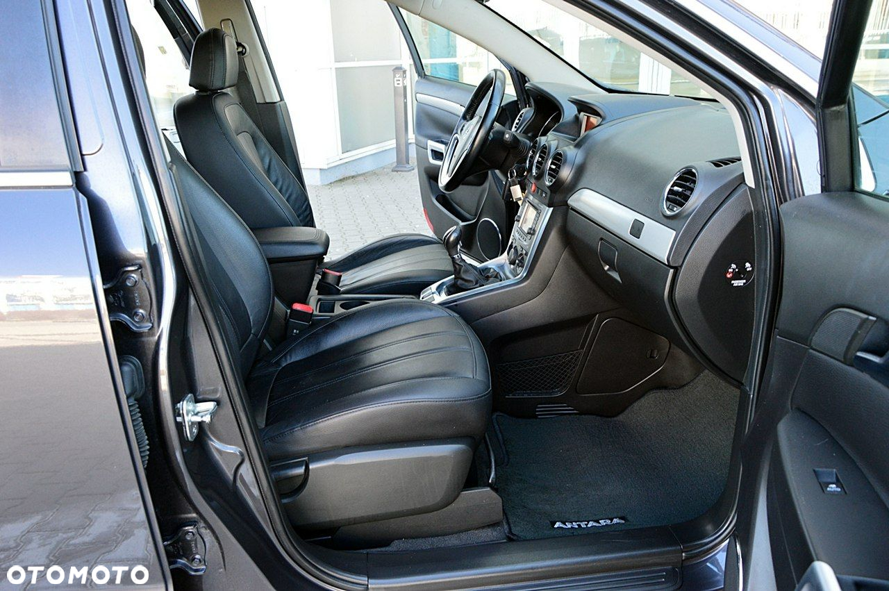 Opel Antara - 24