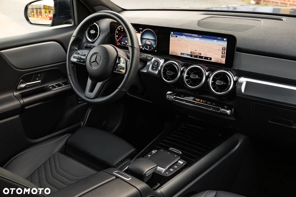 Mercedes-Benz GLB 200 Style 7G-DCT - 29