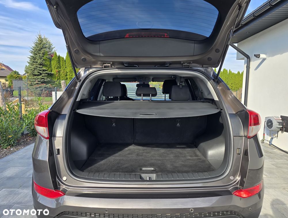 Hyundai Tucson blue 1.7 CRDi 2WD Passion Plus - 25