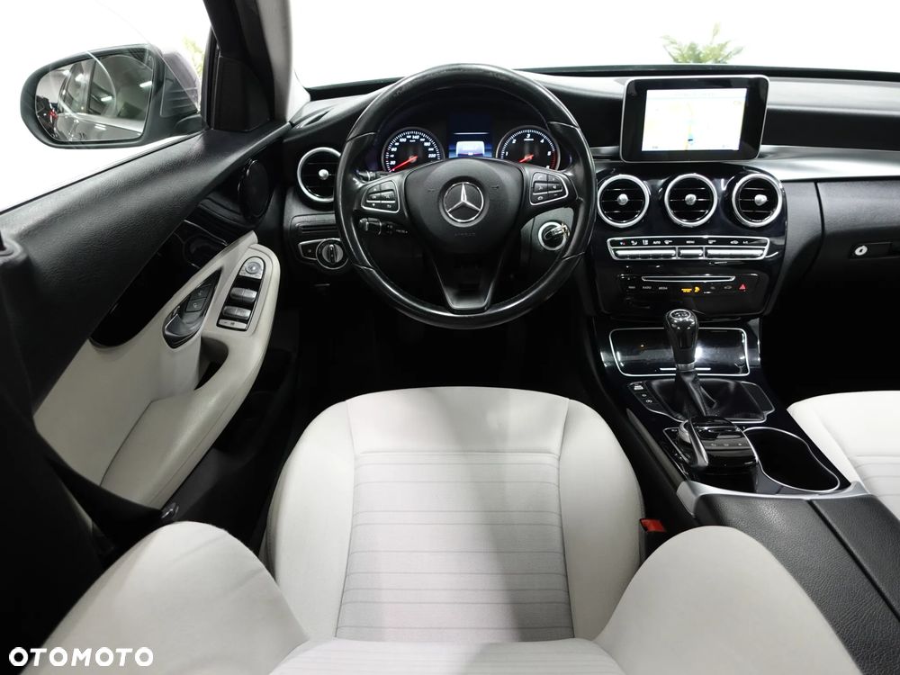 Mercedes-Benz Klasa C 180 (BlueTEC) d T - 30