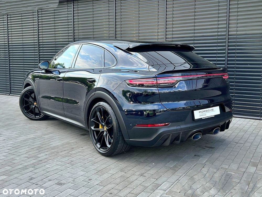 Porsche Cayenne - 4