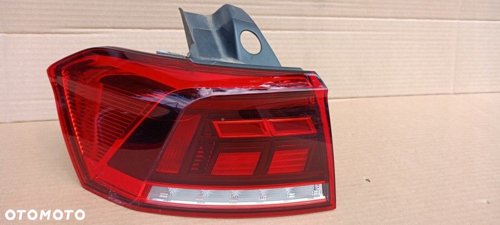 VW PASSAT B8 KOMBI LIFT LAMPA LEWA TYLNA LED ORYGINAŁ 3G9945095G - 4