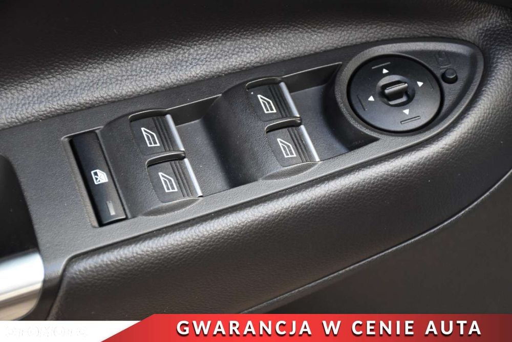 Ford Kuga 2.0 TDCi 2x4 Titanium - 19