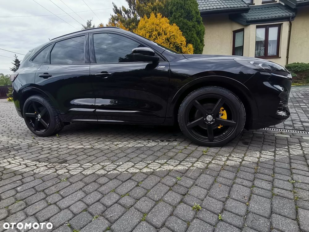 Ford Kuga 2.5P PHEV FWD ST-Line X - 34