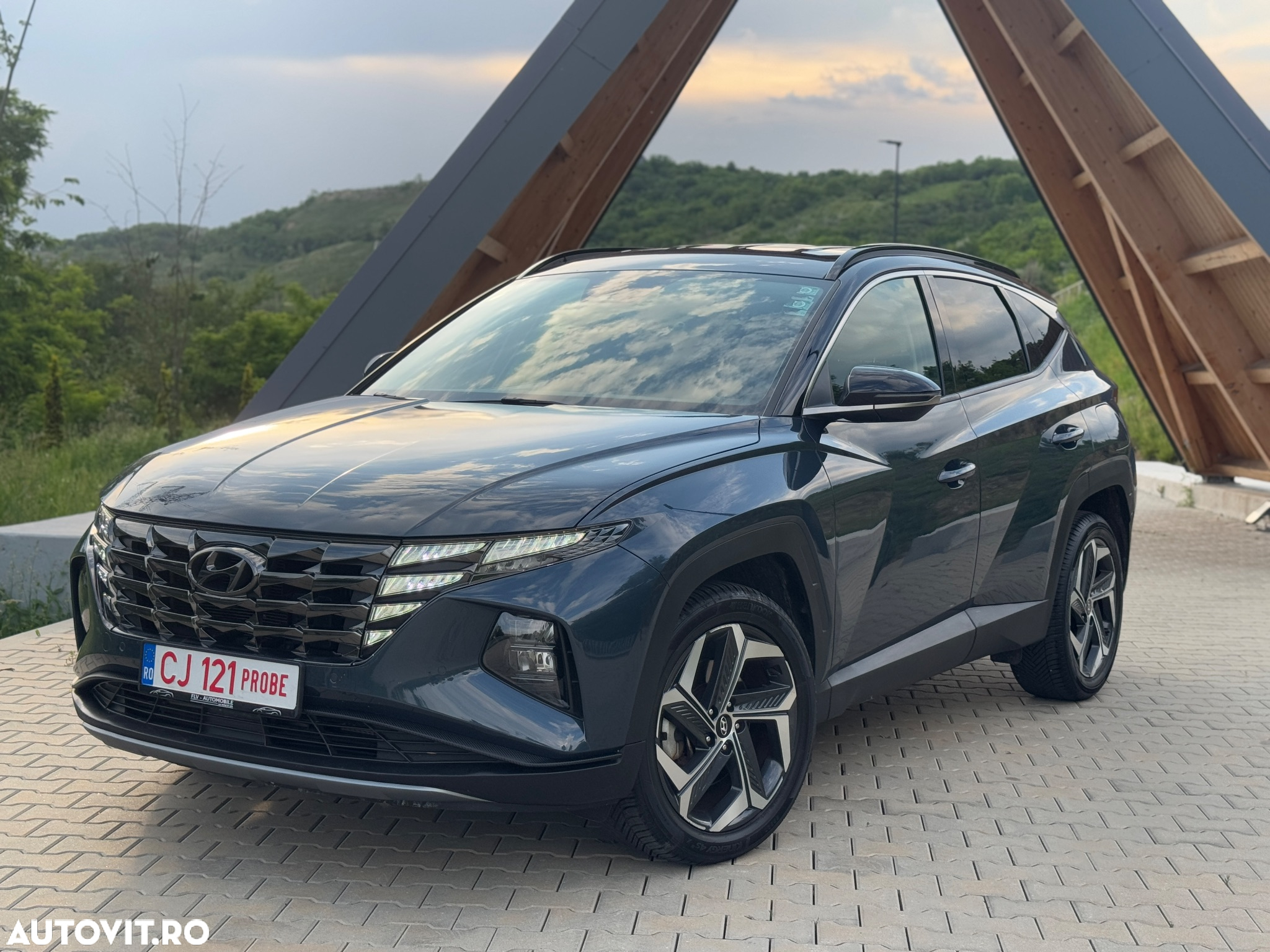 Hyundai Tucson 1.6 T-GDi HEV 2WD Select - 2