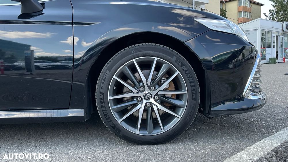 Toyota Camry 2022 photo 5