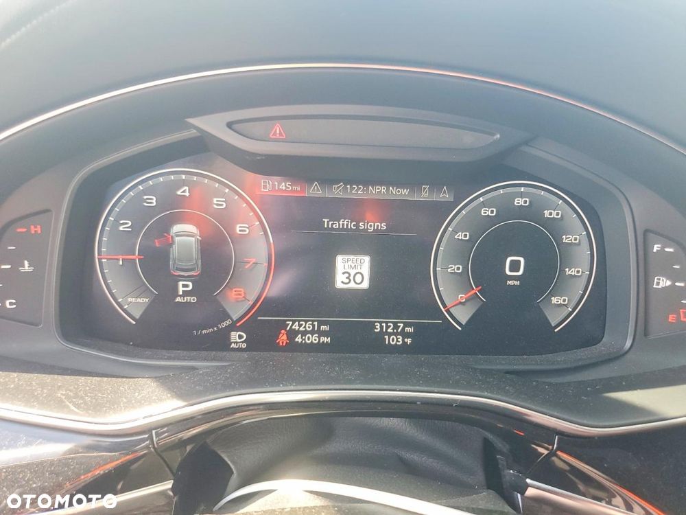 Audi Q8 - 10