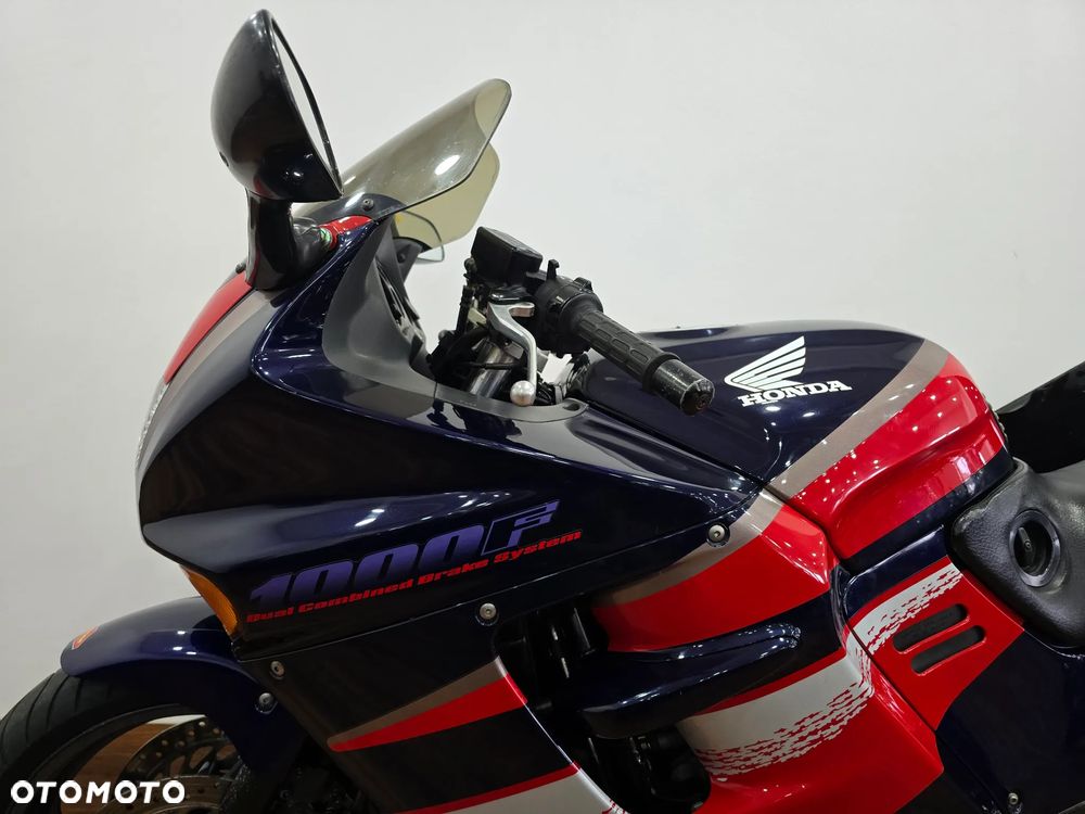Honda CBR - 22