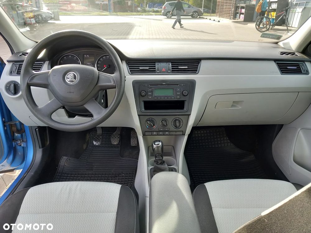 Skoda RAPID 1.2 TSI Ambition - 10