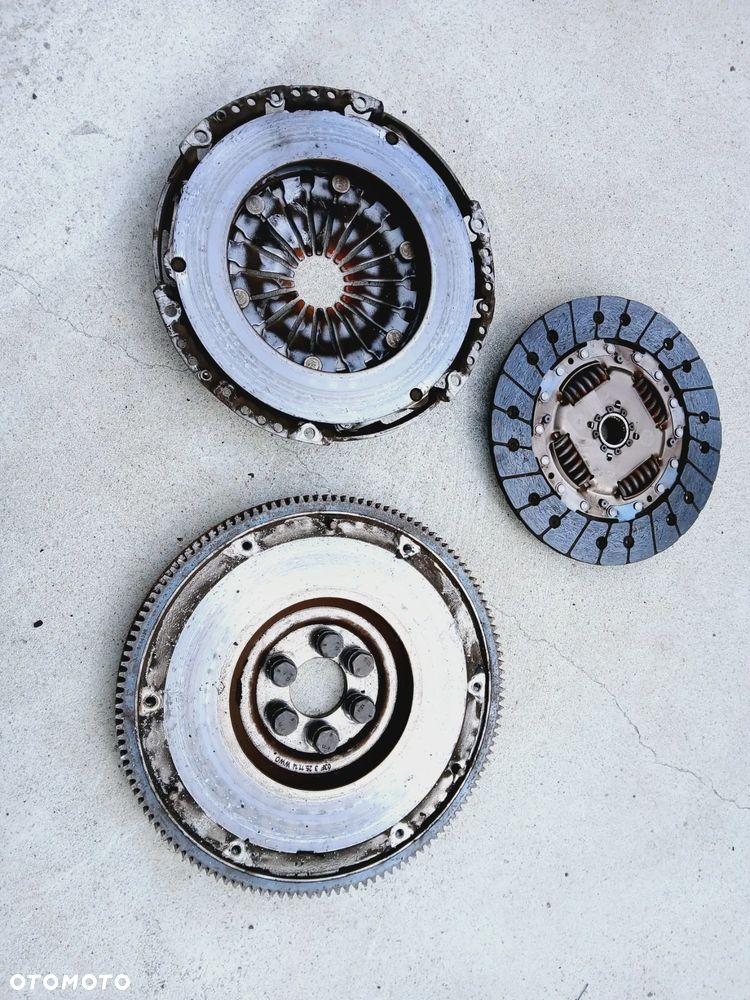Sprzęgło Kompletne Tarcza Docisk 04E141026E 04E141031C 03F Audi VW Seat Skoda - 5