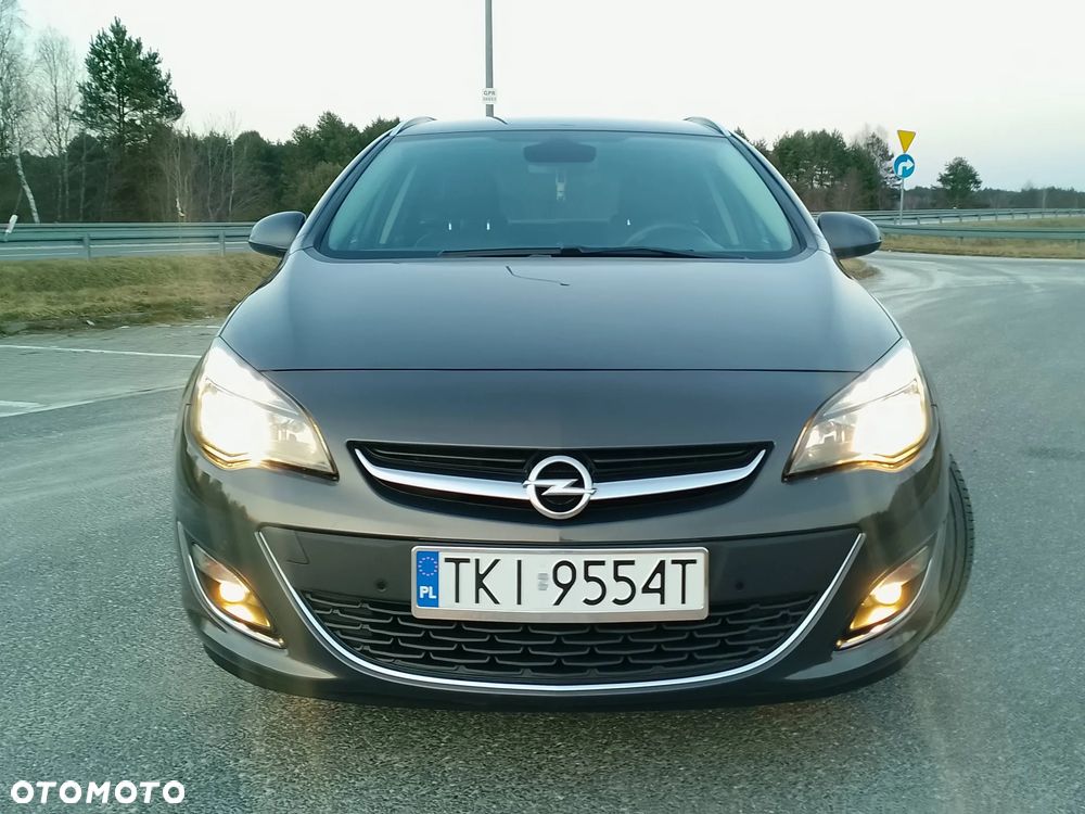 Opel Astra 1.6 CDTI DPF ecoFLEX TourerStart/Stop Exklusiv - 9