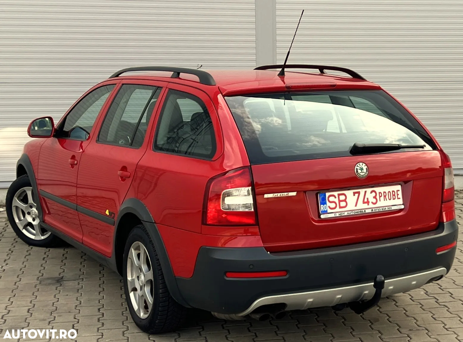 Skoda Octavia Combi 2.0 TDI DPF 4x4 Scout - 5