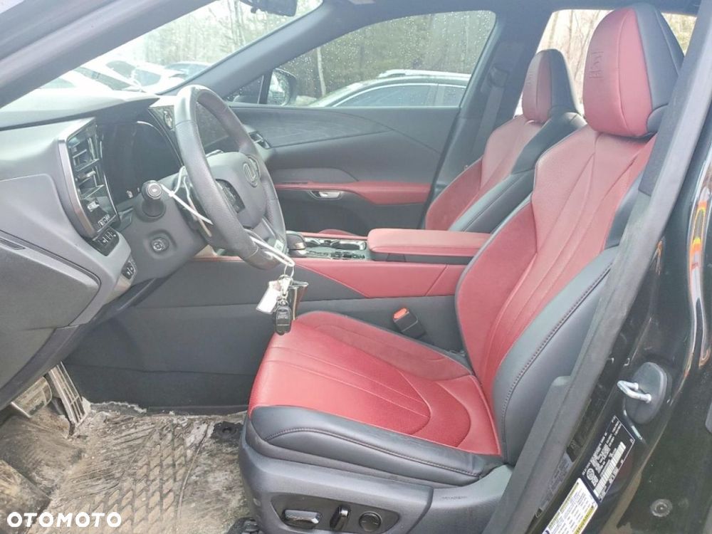 Lexus RX - 7