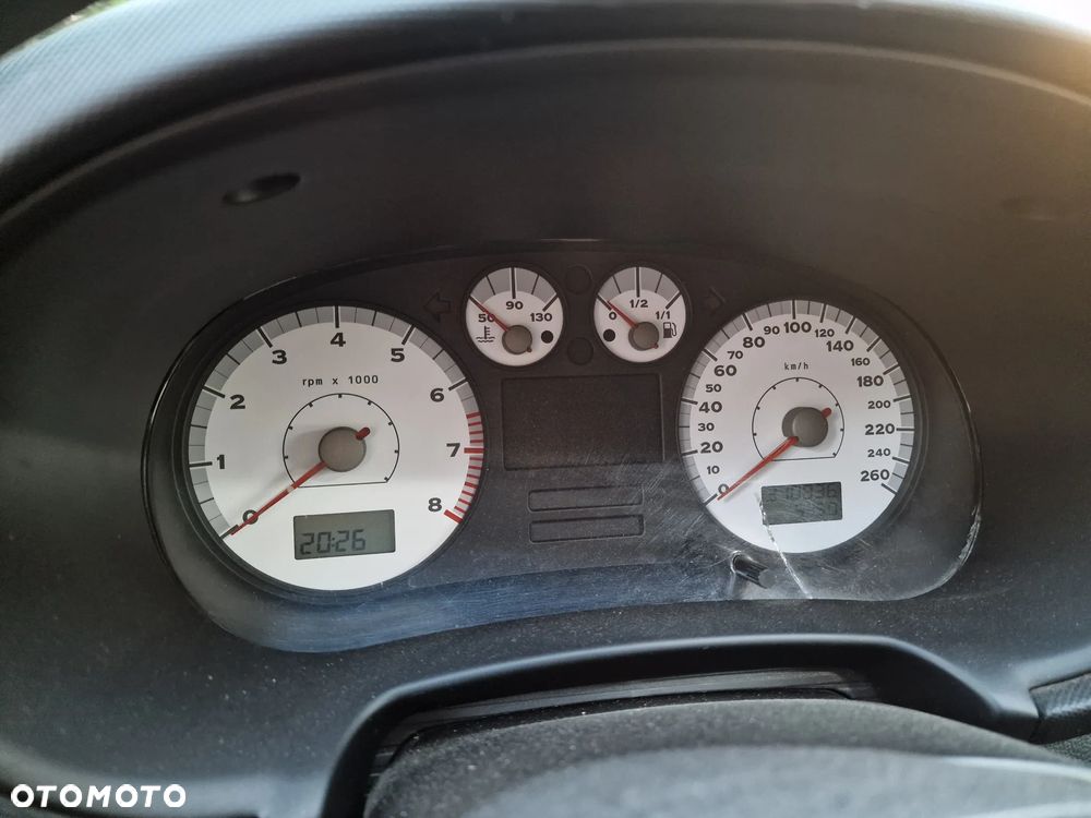 Seat Leon 1.8T Cupra R - 13