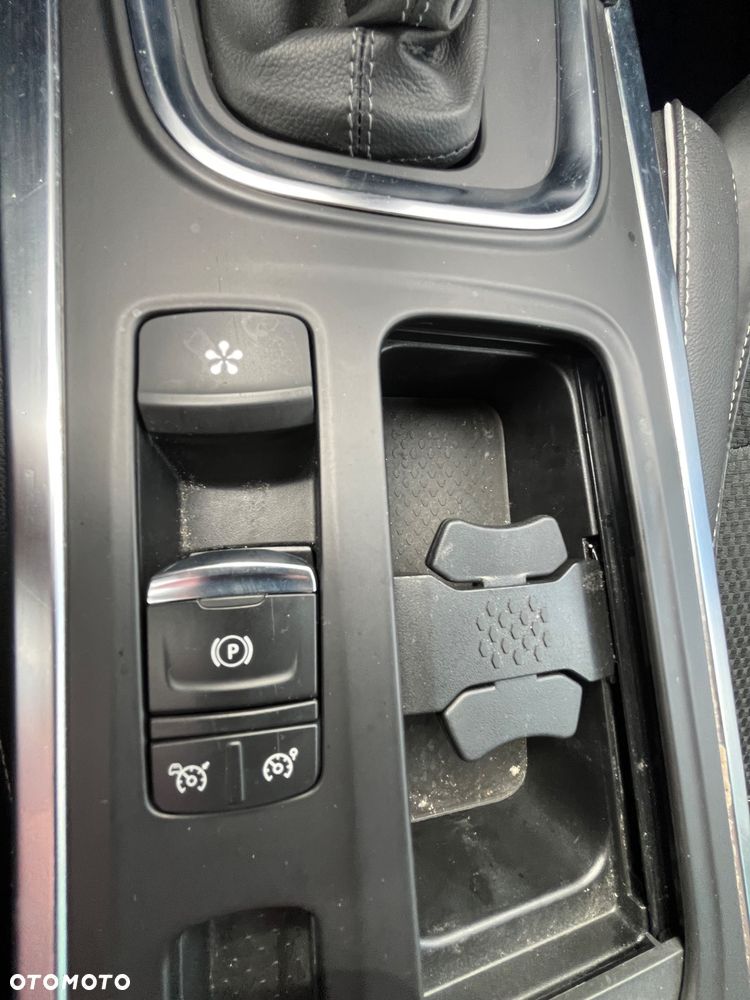 Renault Megane 1.5 dCi Limited EDC EU6 - 34