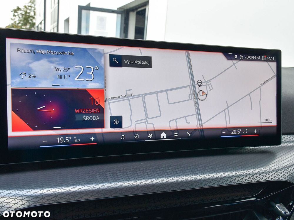 BMW Seria 3 330i xDrive M Sport - 38