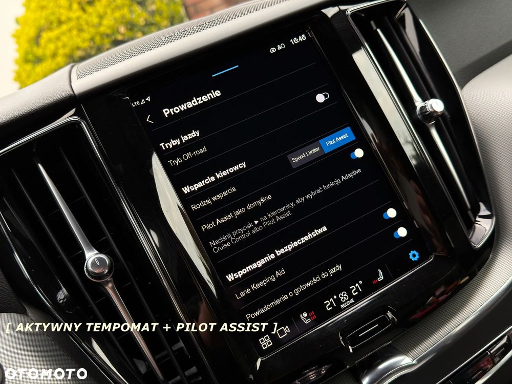 Volvo XC 60 B5 B AWD Geartronic RDesign - 26