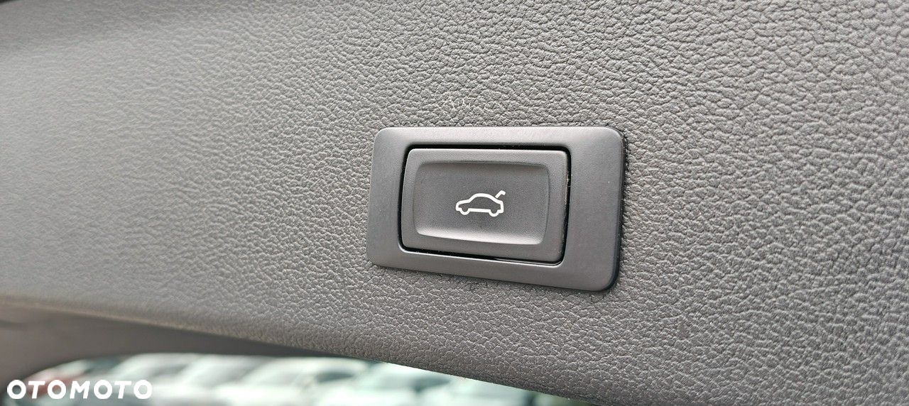 Audi A4 Avant 2.0 TDI ultra DPF Attraction - 23
