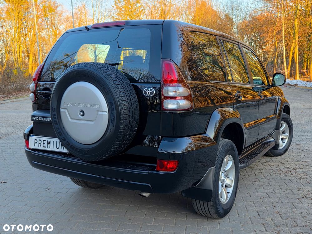 Toyota Land Cruiser - 15