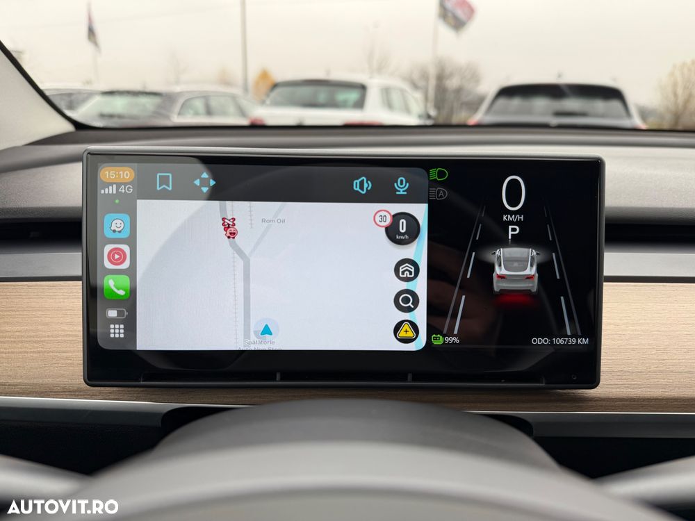 Tesla Model Y AWD Performance - 31