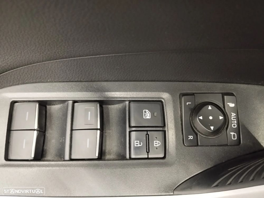 Toyota RAV4 2.5 HDF Plug-in Comfort AWD-i - 20