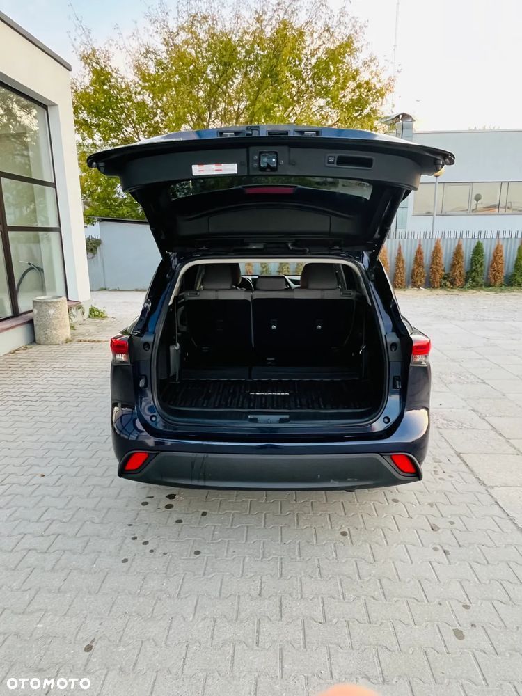 Toyota Highlander - 10