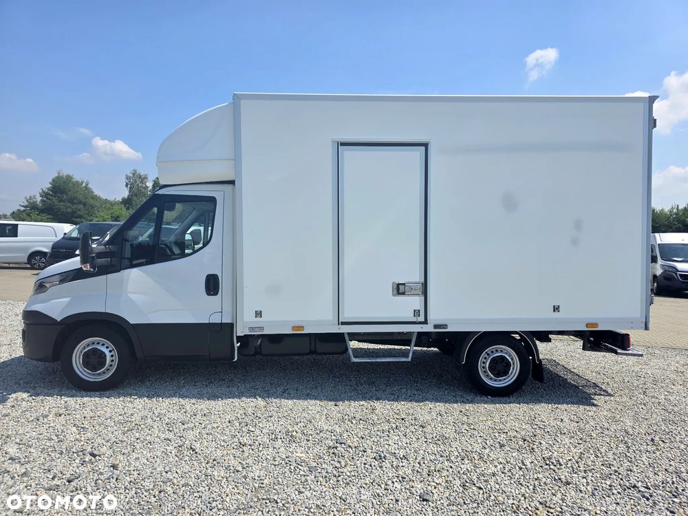 Iveco IVECO 35S18 3.0 HPI 180 KONNA KONTENER 4.2 M KLIMA HIMATIC 8 BIEGÓW WEBASTO DO 3.5 T - 2