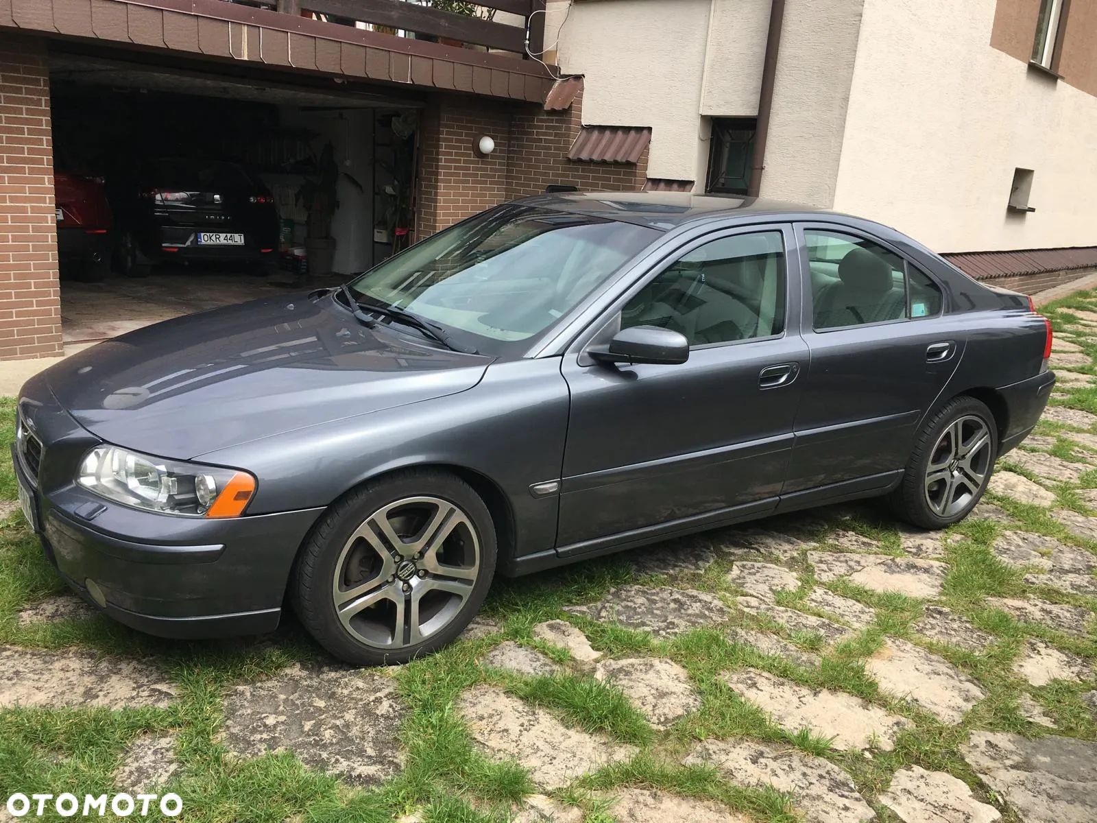 Volvo S60 2.4D Kinetic - 1