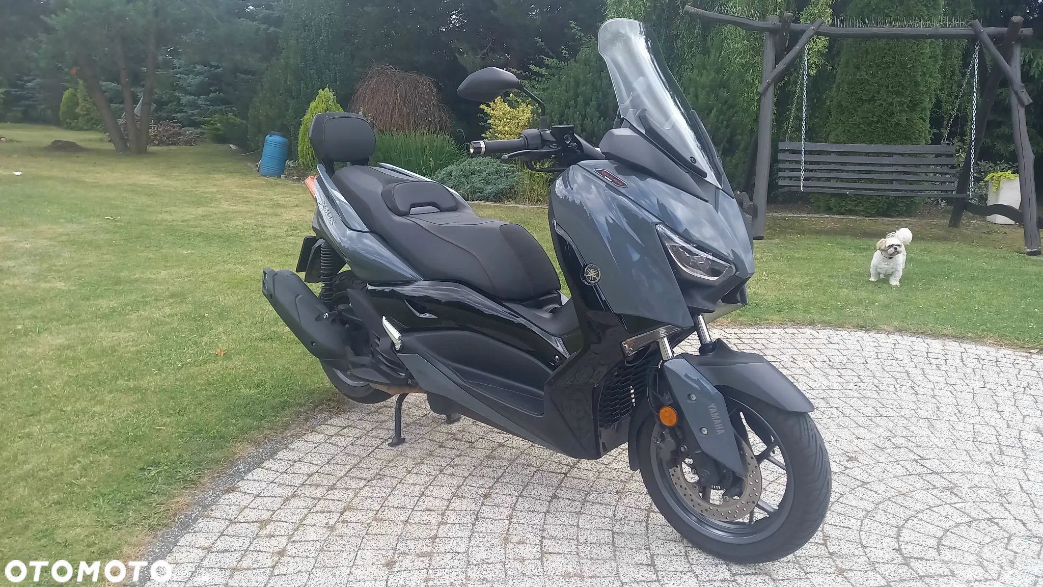 Yamaha X-max - 12