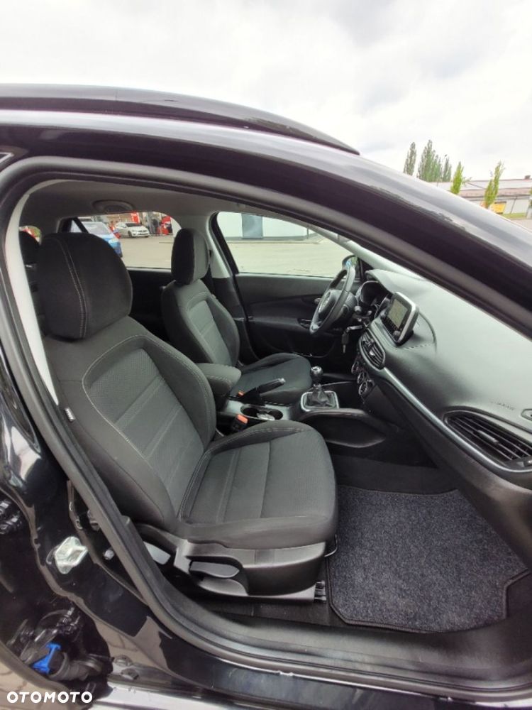 Fiat Tipo 1.4 T-Jet 16v Lounge - 19