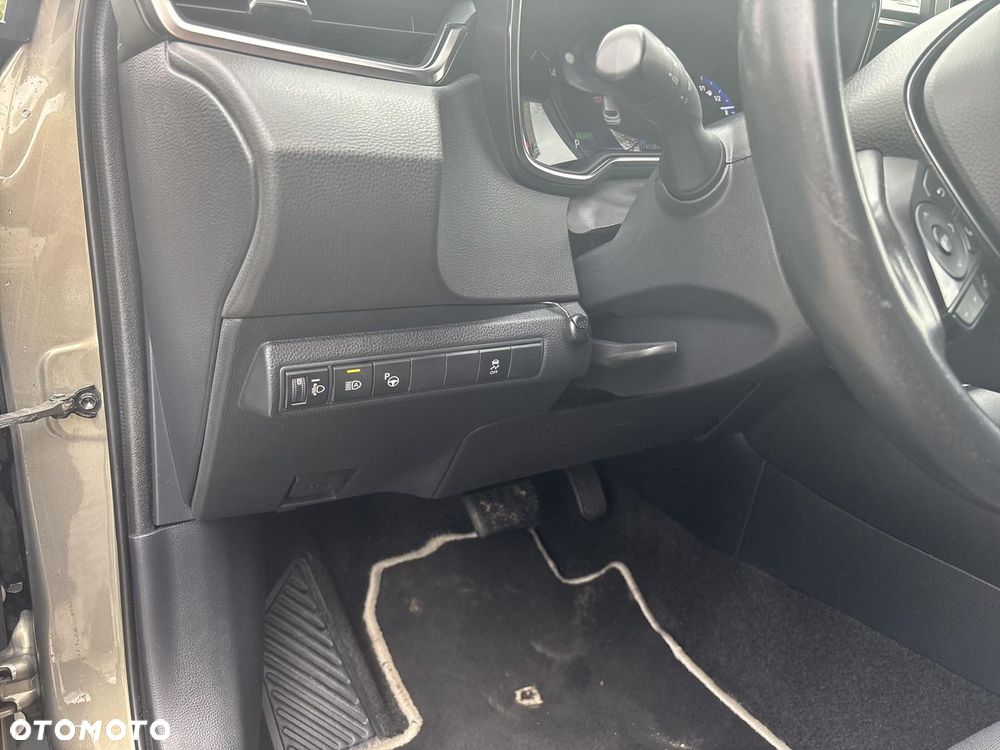 Toyota Corolla 1.8 Hybrid Comfort - 21