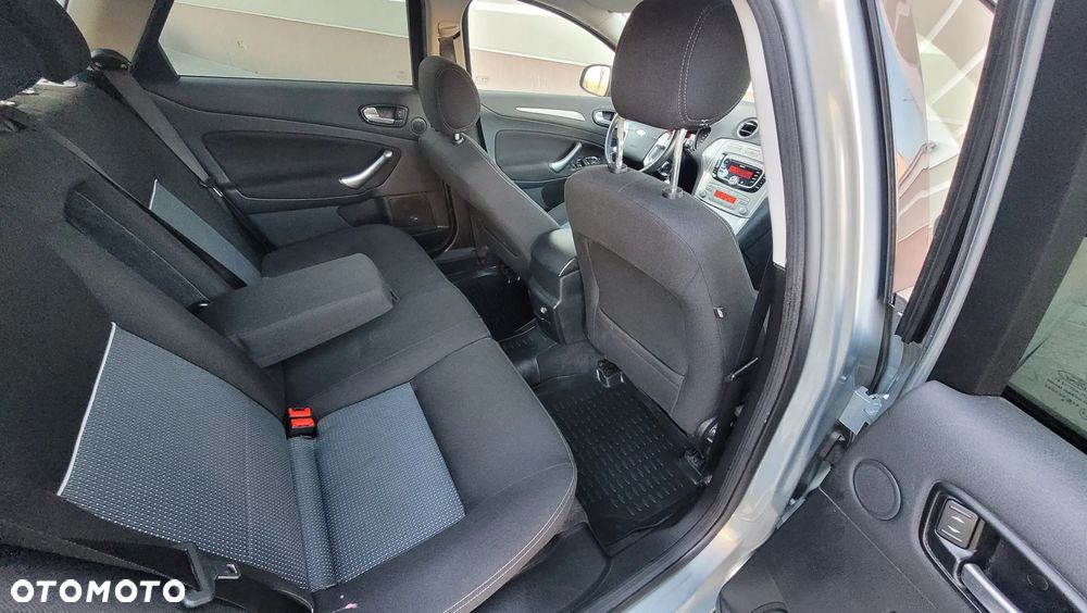 Ford Mondeo 2.0 Platinium X - 20