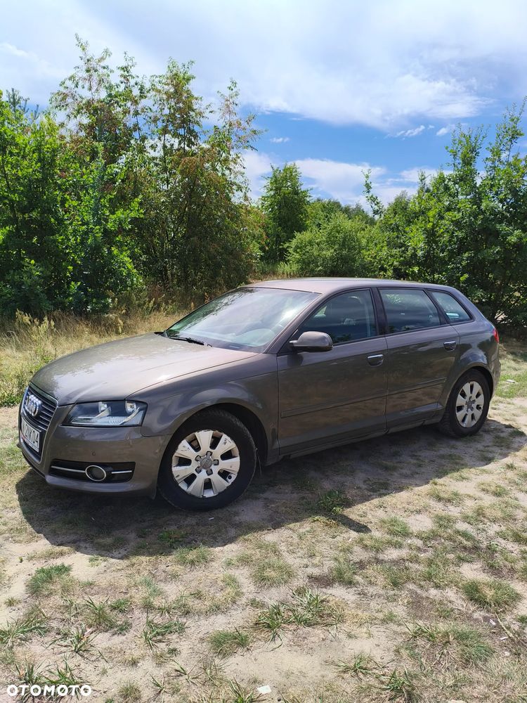 Audi A3 Sportback 1.6 TDI Attraction - 4