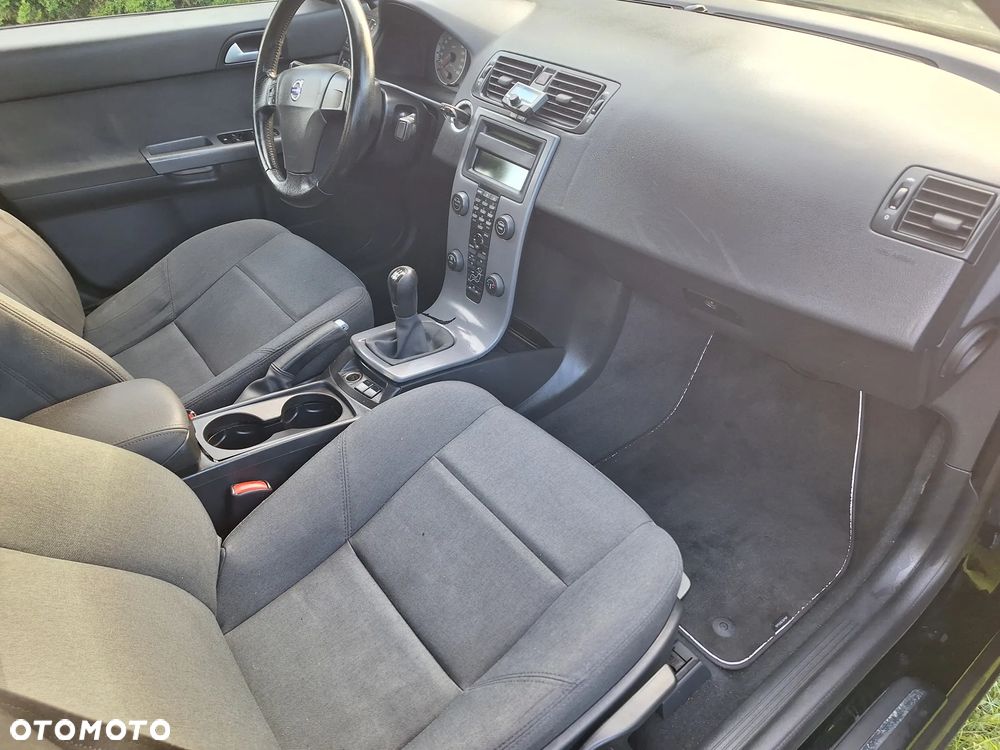 Volvo S40 - 13